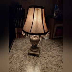 Small Vintage Gold Tone Lamp With Crystal Like Shade 11in Tall